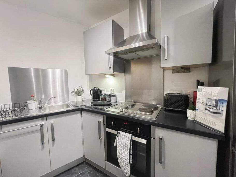 Cityfront Modern Apt Near City Centre/Etihad, Free Parking Manchester Ngoại thất bức ảnh
